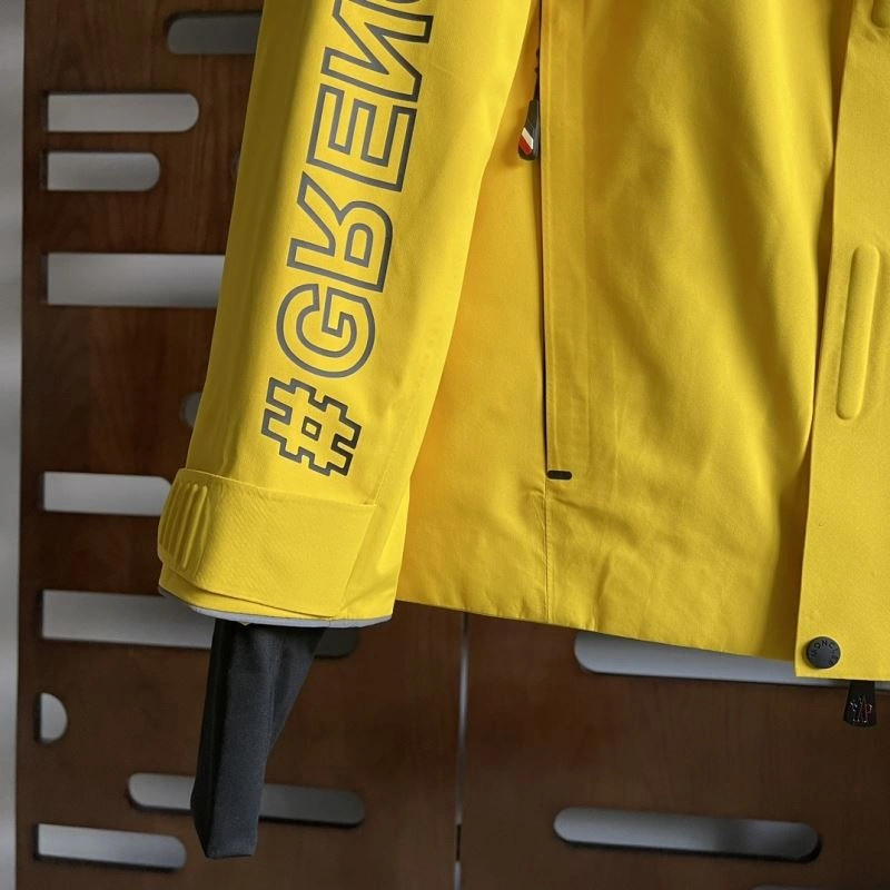 Versatile Moncler Down Jackets 143884