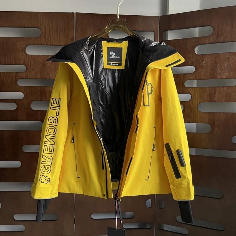 Versatile Moncler Down Jackets 143884