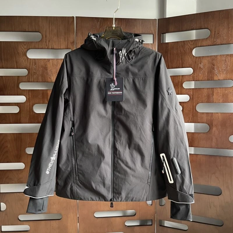 Moncler Down Jackets FlexibleFit 143870