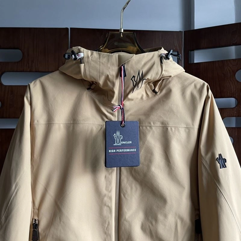 Moncler Down Jackets SunProtective 143876