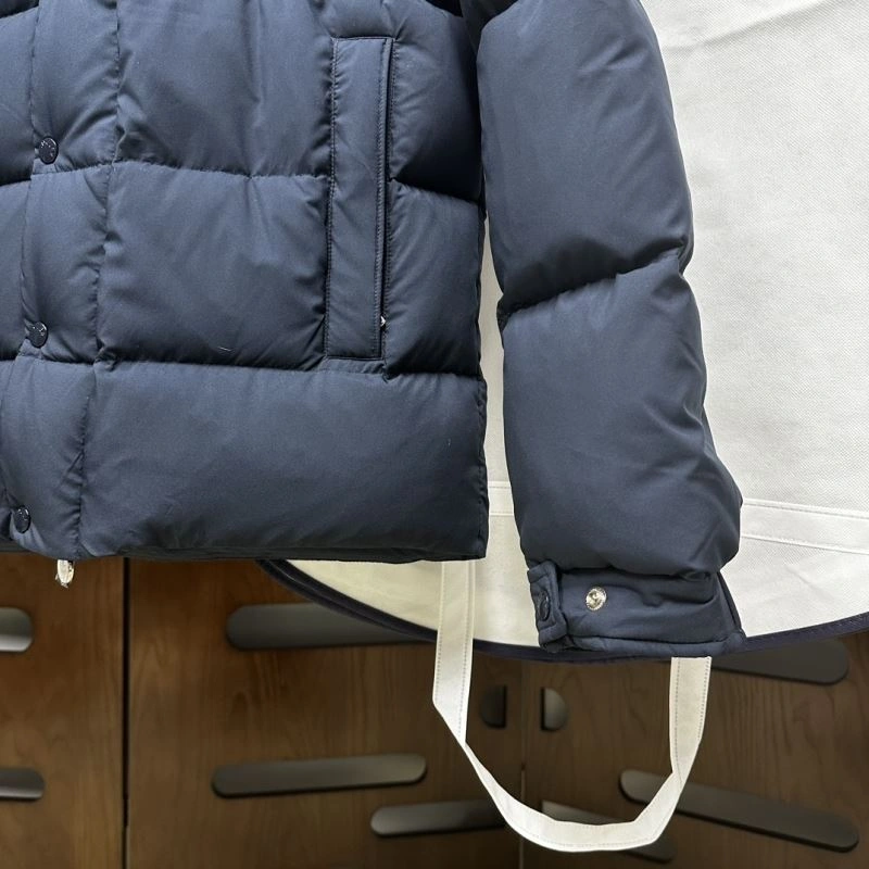 Stylish Moncler Down Jackets 143877