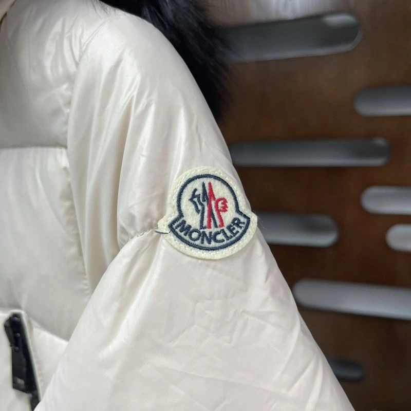 OdorResistant Moncler Down Jackets 143875
