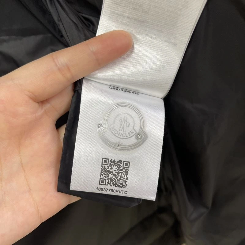 OdorResistant Moncler Down Jackets 143875