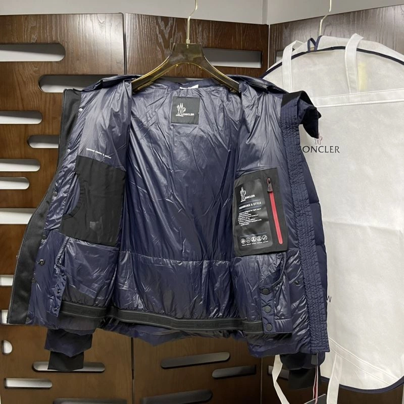 Moncler Down Jackets Sporty 143865
