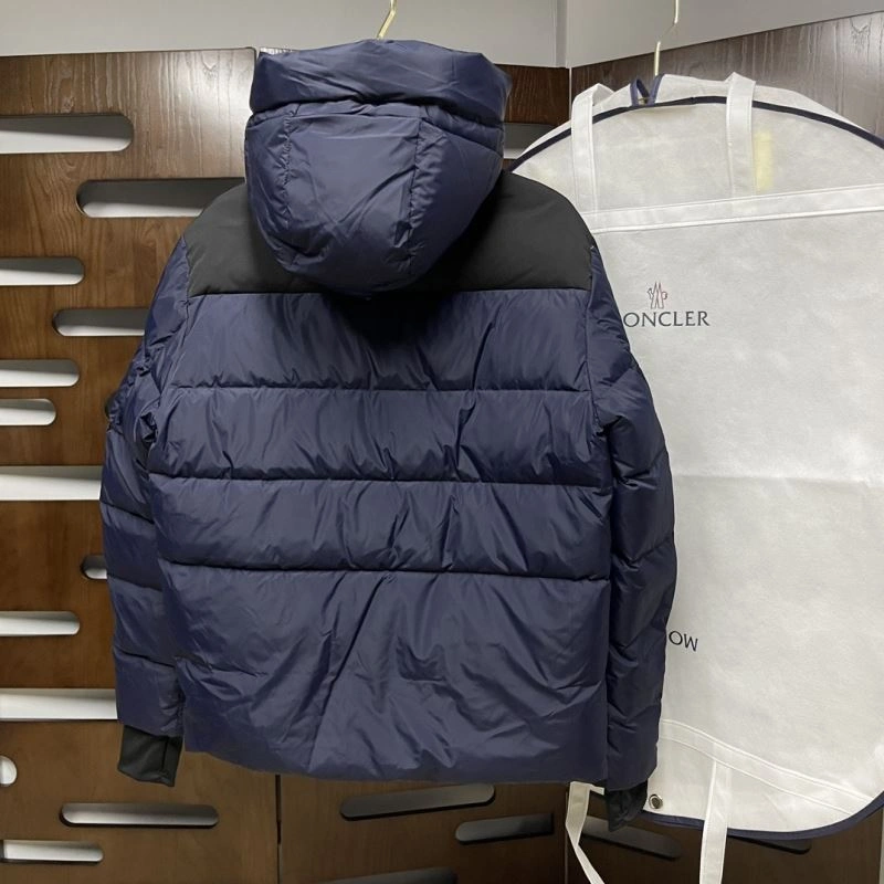Moncler Down Jackets Sporty 143865