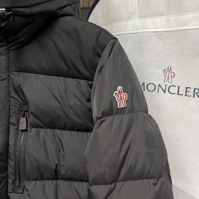 Moncler Down Jackets MultiPurpose 143866
