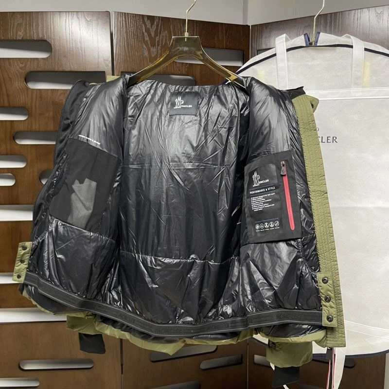 Sophisticated Moncler Down Jackets 143873
