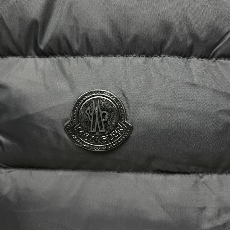 Moncler Down Jackets ModernLook 143864