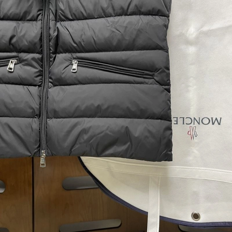 Moncler Down Jackets ModernLook 143864