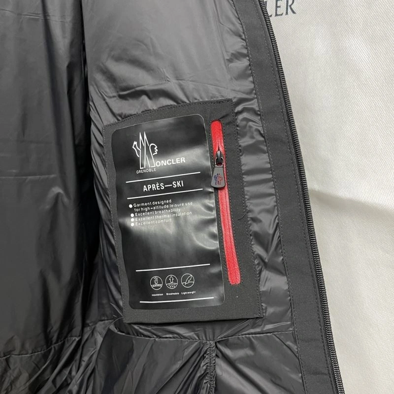 Packable Moncler Down Jackets 143863