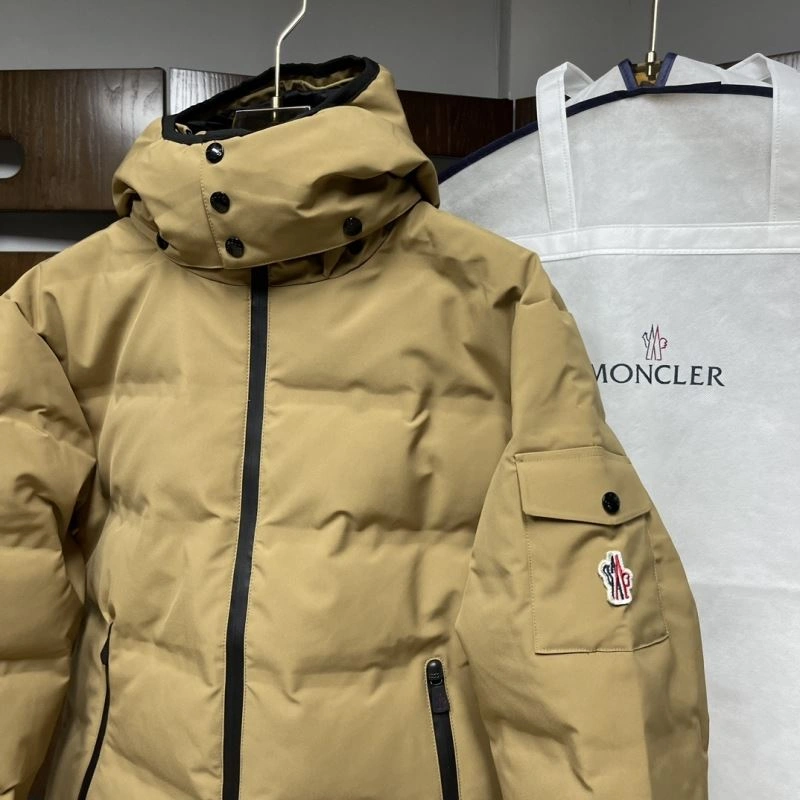 Moncler Down Jackets Elegant 143861