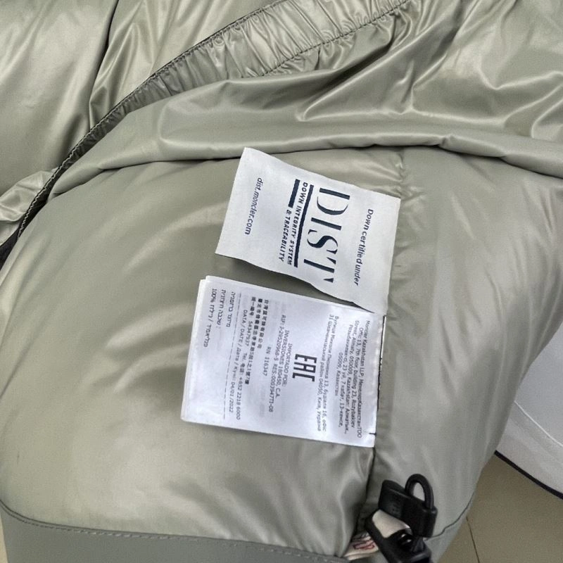 Moncler Down Jackets Packable 143858