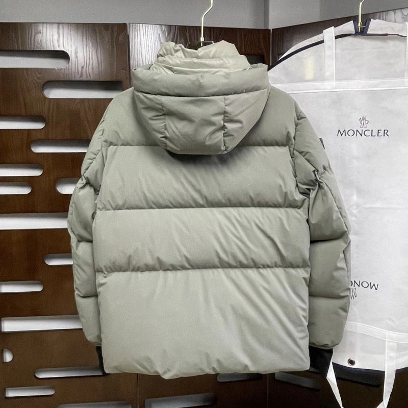 Moncler Down Jackets Packable 143858
