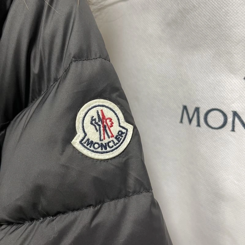 Moncler Down Jackets SunProtective 143849