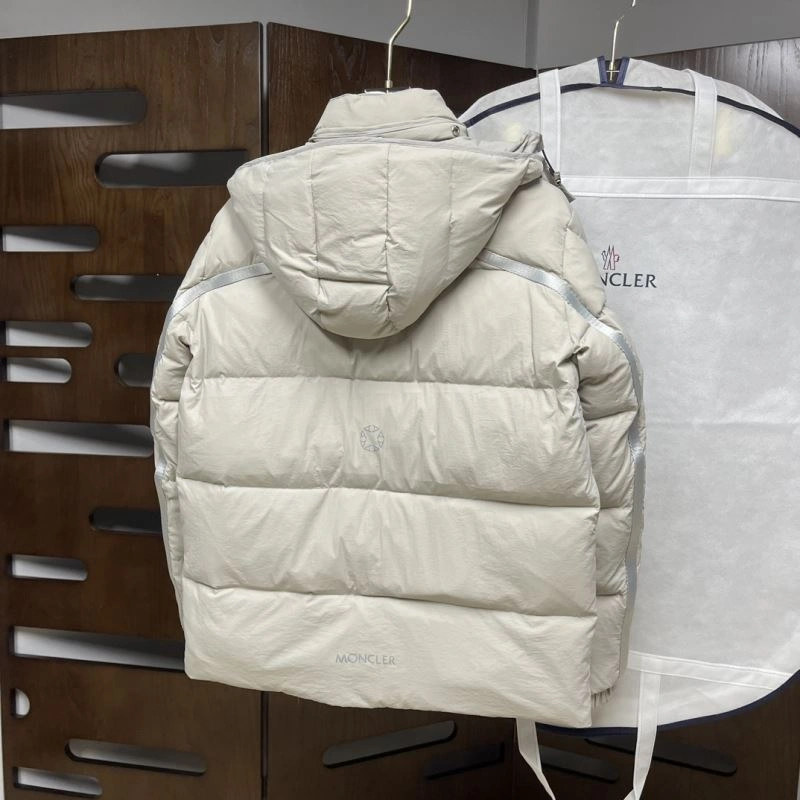 Functional Moncler Down Jackets 143853
