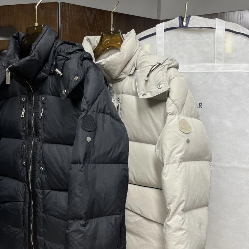 Unisex Moncler Down Jackets 143855
