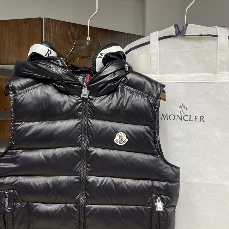 Moncler Down Jackets Elegant 143839