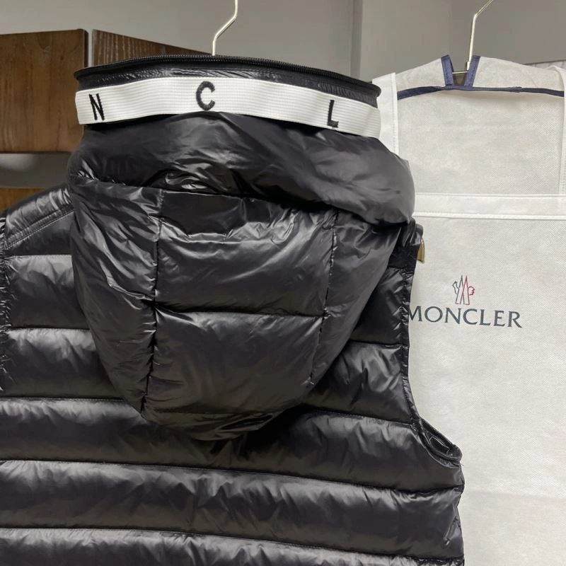 Moncler Down Jackets Elegant 143839