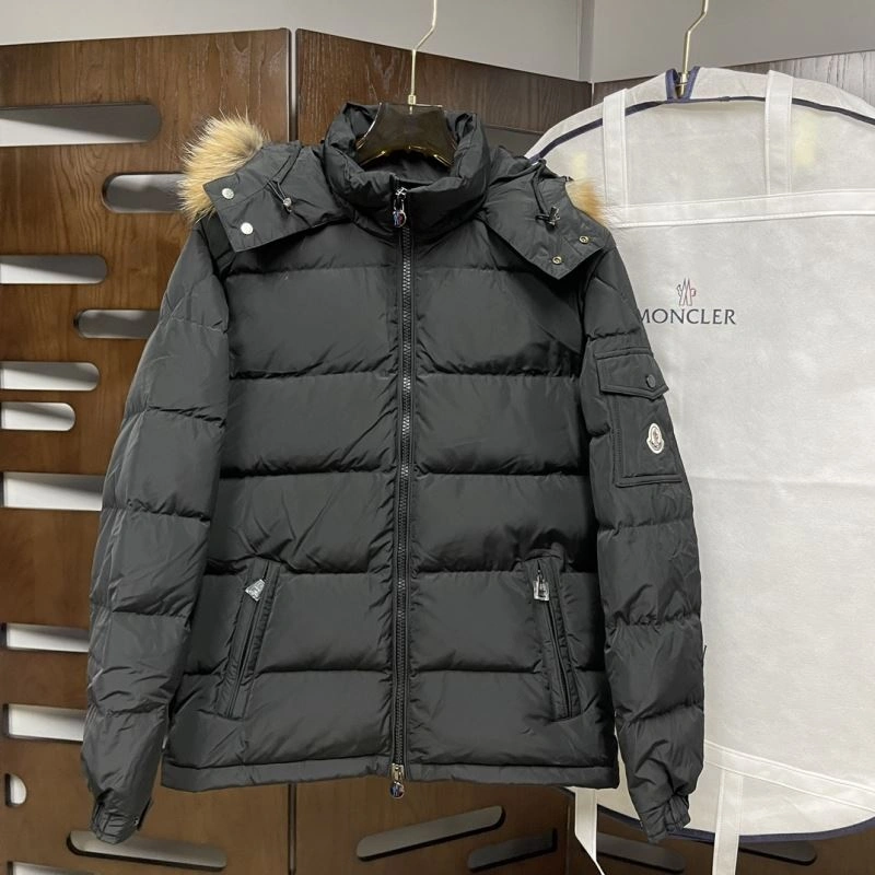 Sophisticated Moncler Down Jackets 143843