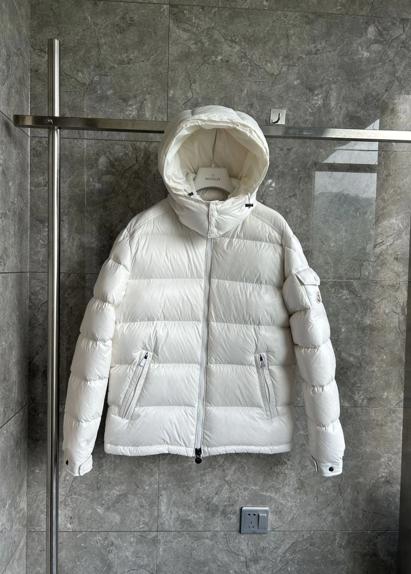 Moncler Down Jackets NewStyle 143832
