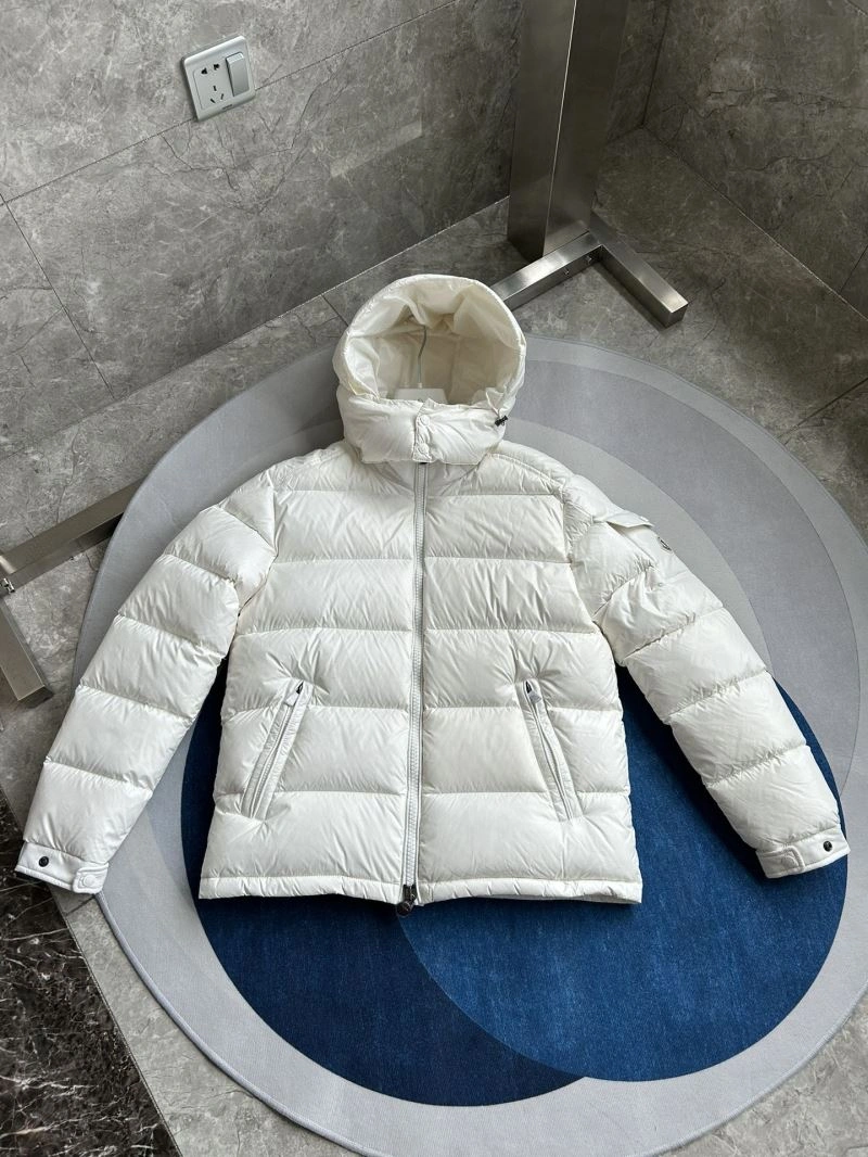 Moncler Down Jackets NewStyle 143832