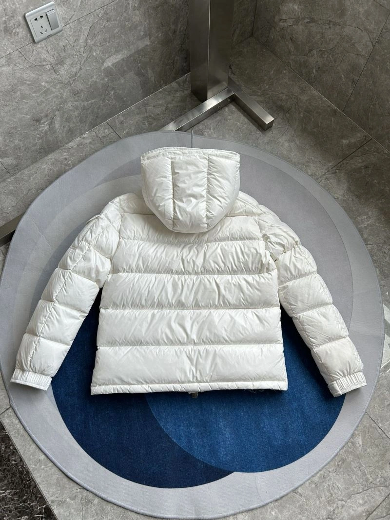 Moncler Down Jackets NewStyle 143832