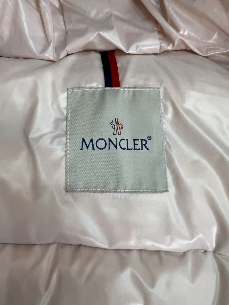 Moncler Down Jackets ModernLook 143846