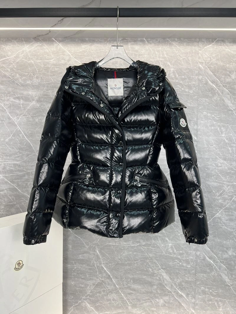 Moncler Down Jackets Modern 143848