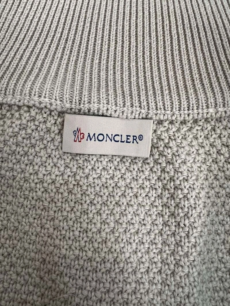 Functional Moncler Down Jackets 143829