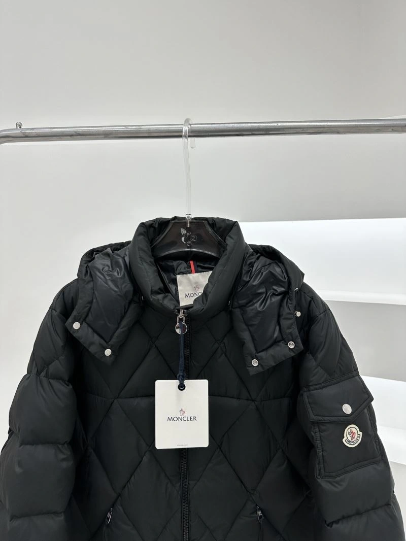 MoistureWicking Moncler Down Jackets 143835