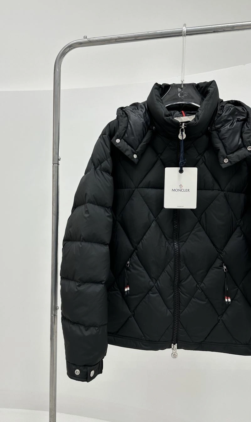 MoistureWicking Moncler Down Jackets 143835