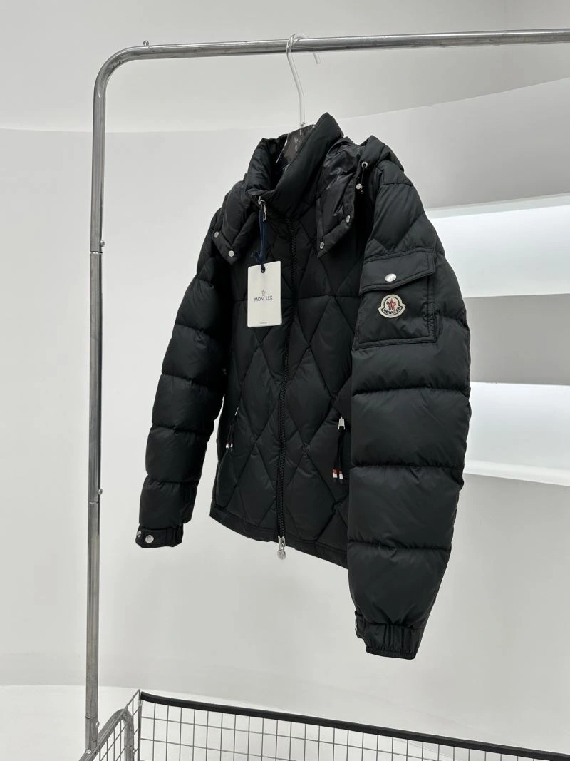 MoistureWicking Moncler Down Jackets 143835