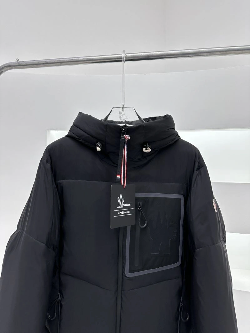 Moncler Down Jackets RelaxedFit 143837