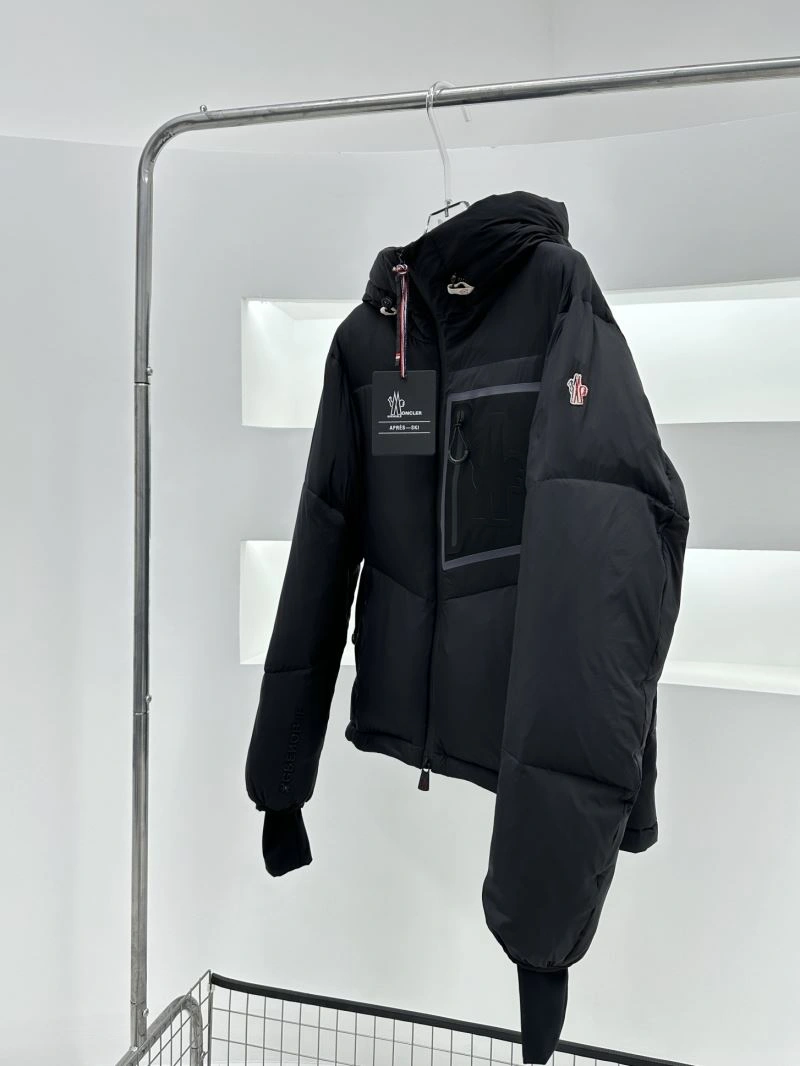 Moncler Down Jackets RelaxedFit 143837