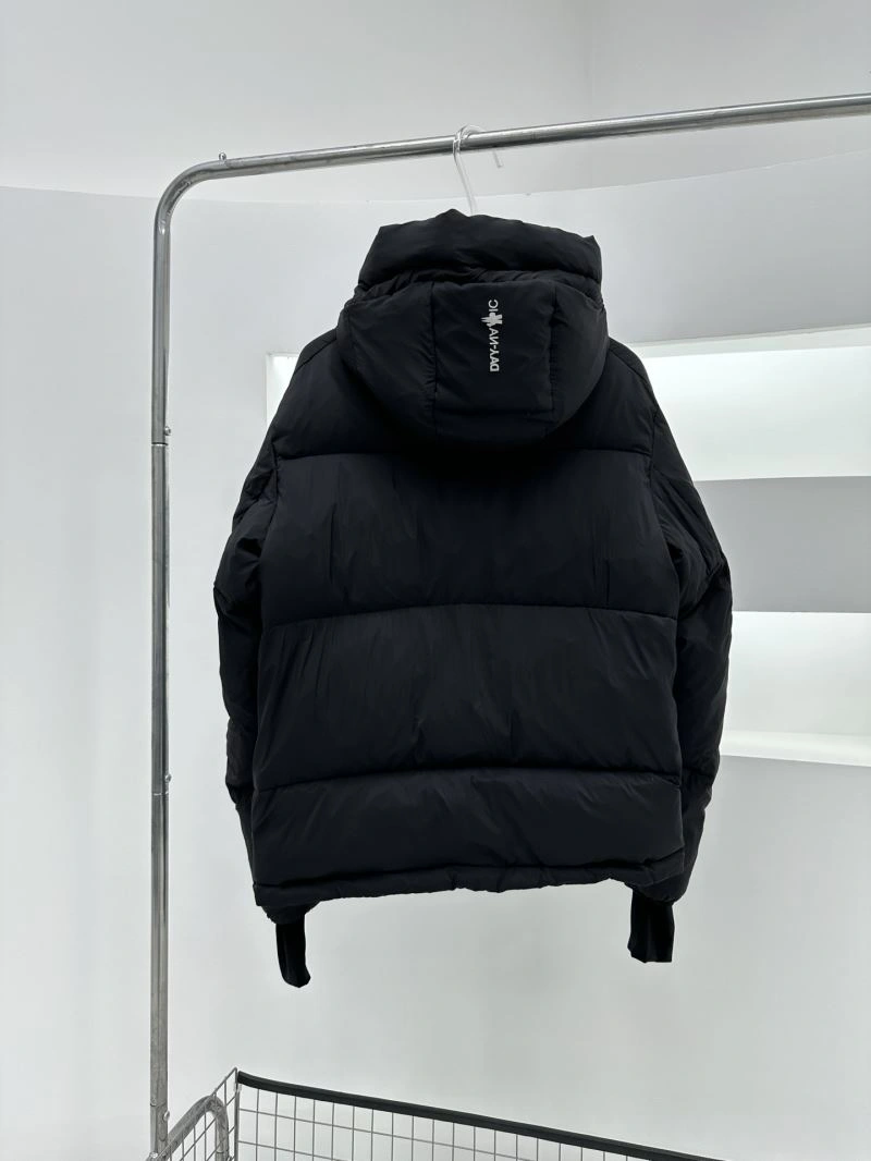 Moncler Down Jackets RelaxedFit 143837