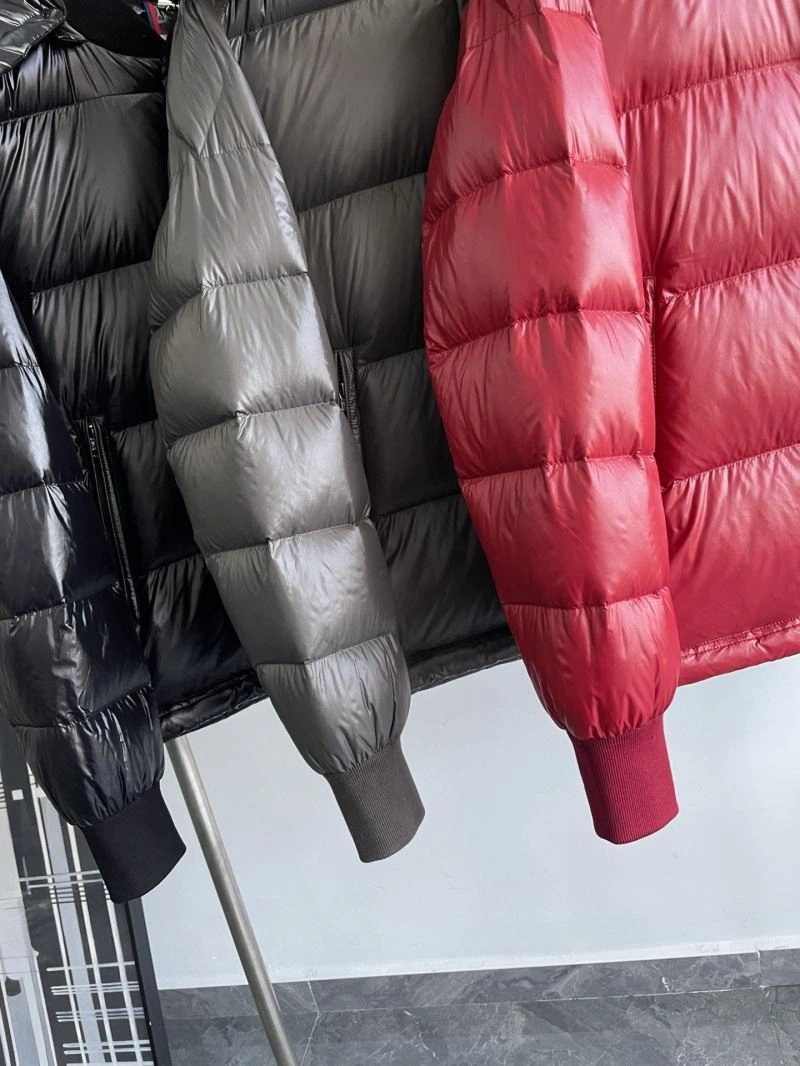 SmoothTexture Moncler Down Jackets 143826