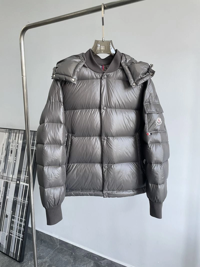SmoothTexture Moncler Down Jackets 143826