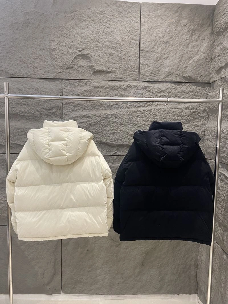 Moncler Down Jackets EasyMatch 143811