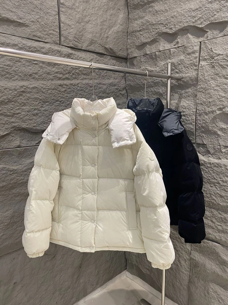 Moncler Down Jackets EasyMatch 143811