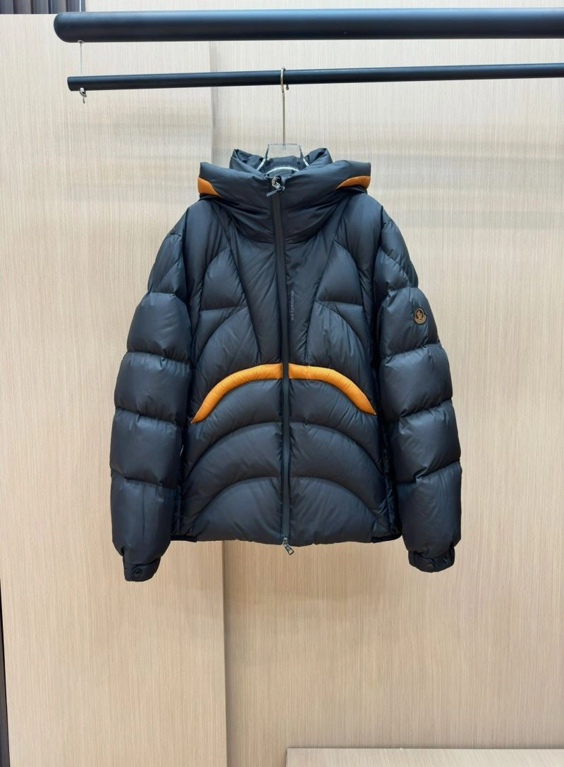 Moncler Down Jackets RelaxedFit 143810