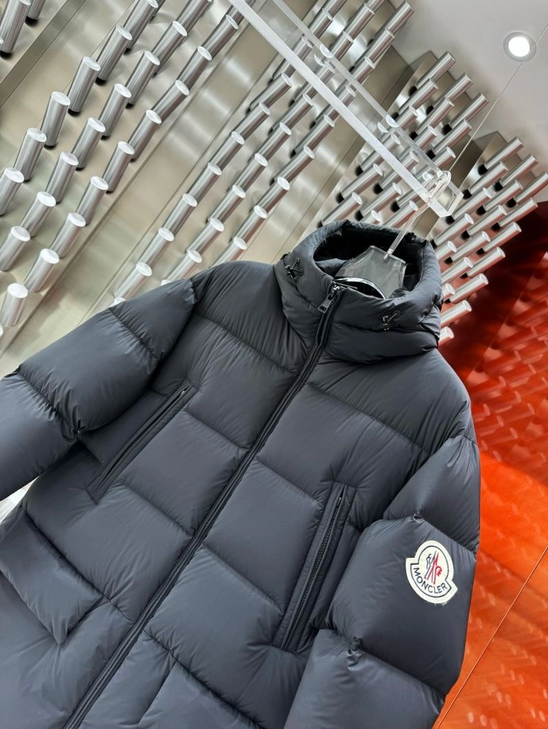 Moncler Down Jackets Breathable 143803