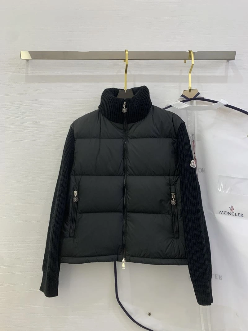 Moncler Down Jackets Chic 143804