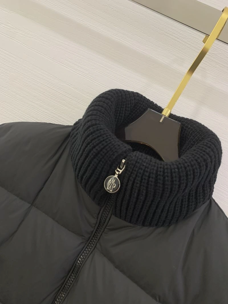 Moncler Down Jackets Chic 143804