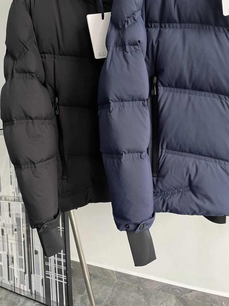 SoftTouch Moncler Down Jackets 143802