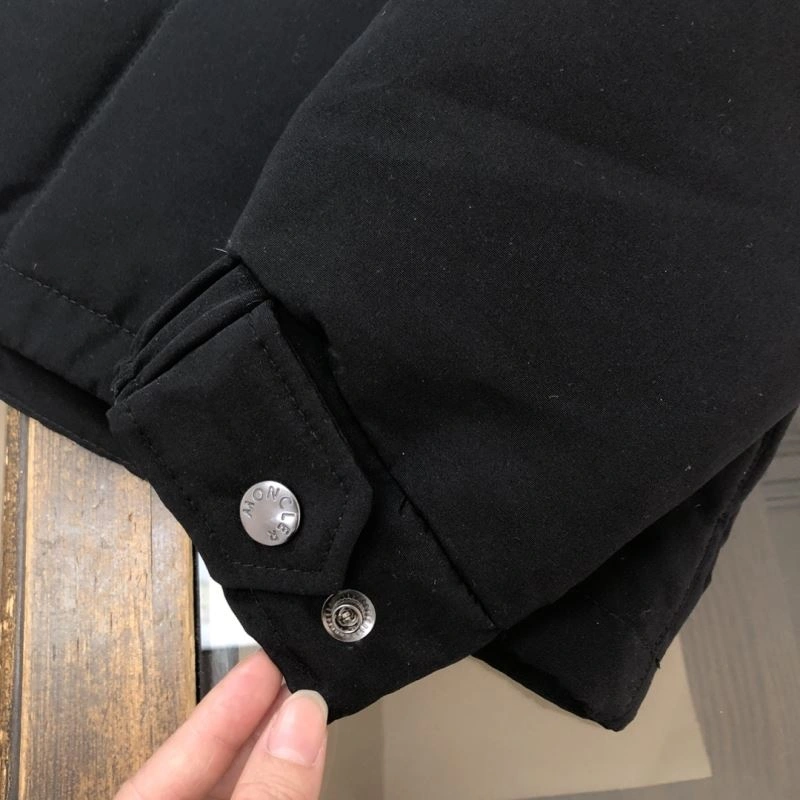 Moncler Down Jackets Youthful 143796