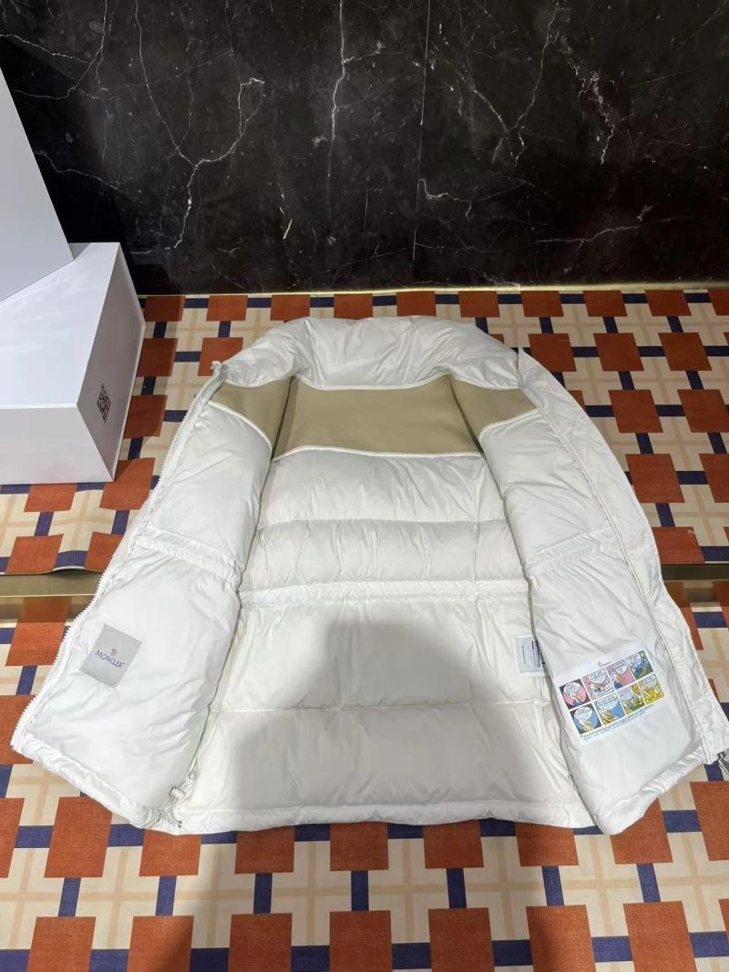 Moncler Down Jackets Comfortable 143787