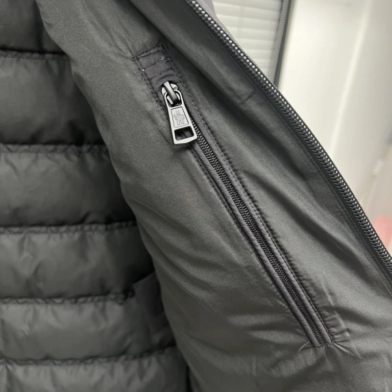 Moncler Down Jackets SunProtective 143799