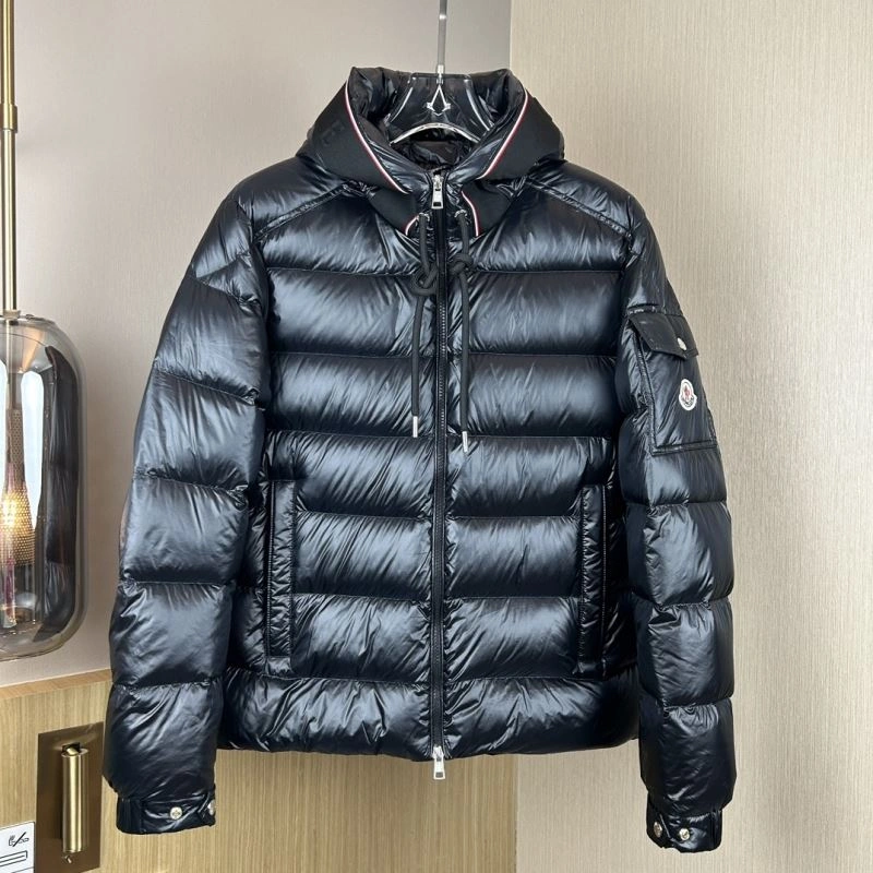 Moncler Down Jackets Attractive 143789
