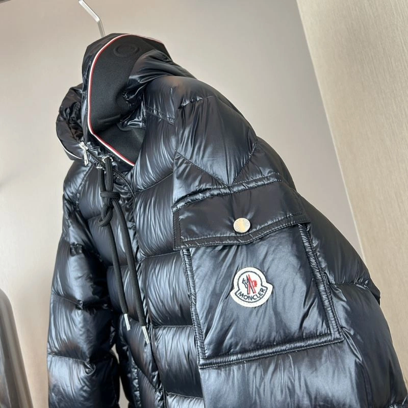 Moncler Down Jackets Attractive 143789