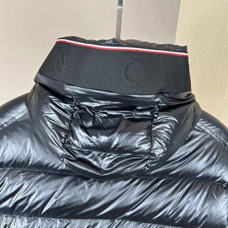 Moncler Down Jackets Attractive 143789